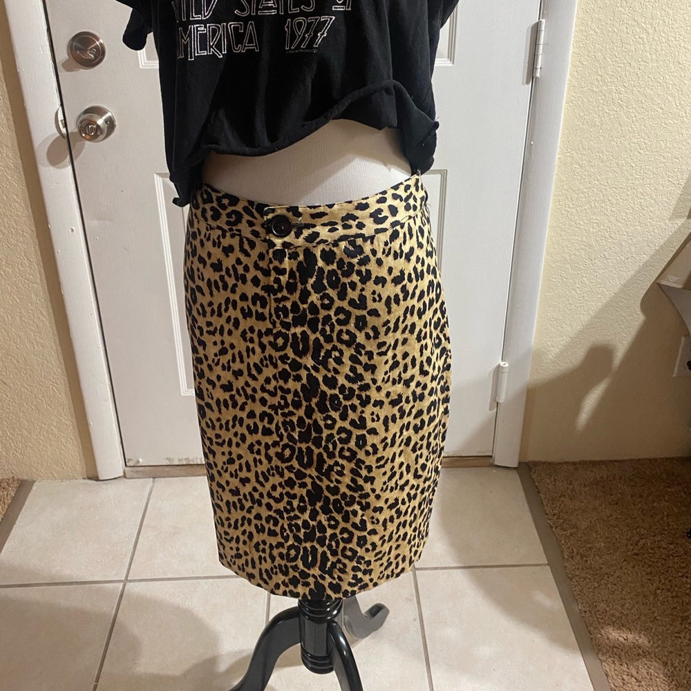 3/4 Junior leopard pencil skirt